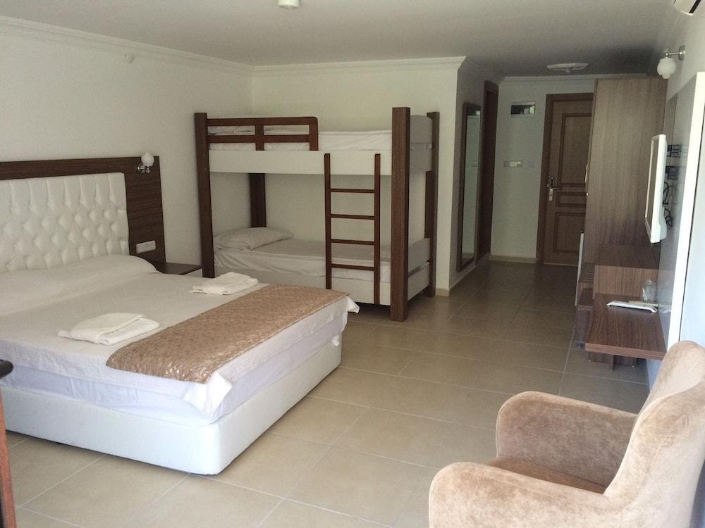 Aygul Hotel Oludeniz Exterior photo